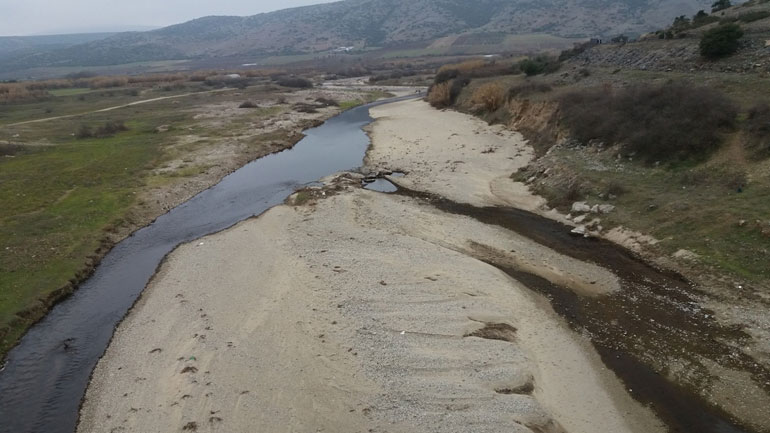 Επί ποδός η Περιφέρεια Θεσσαλίας για τον εντοπισμό όσων ρυπαίνουν τον Τιταρήσιο ποταμό Επί ποδός η Περιφέρεια Θεσσαλίας για τον εντοπισμό όσων ρυπαίνουν τον Τιταρήσιο ποταμό
