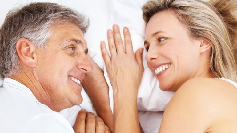 Στα 60 τους τα περισσότερα ζευγάρια είναι ευτυχισμένα με τη σεξουαλική τους ζωή