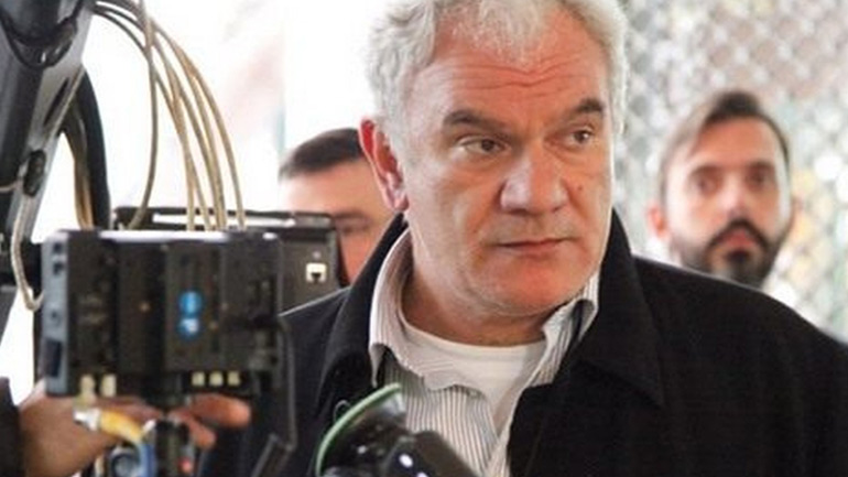 Ο Τάσος Μπουλμέτης φορά τη φανέλα της ΑΕΚ και μάς συστήνει το «1968»