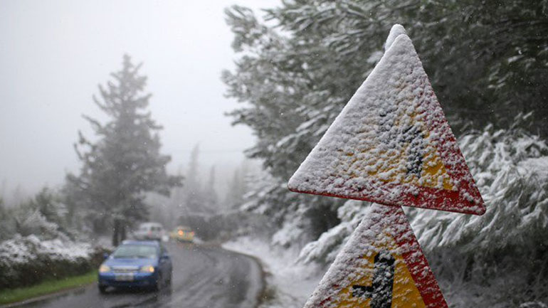 Κατολισθήσεις στη Δράκεια Πηλίου- Κλειστός ο δρόμος