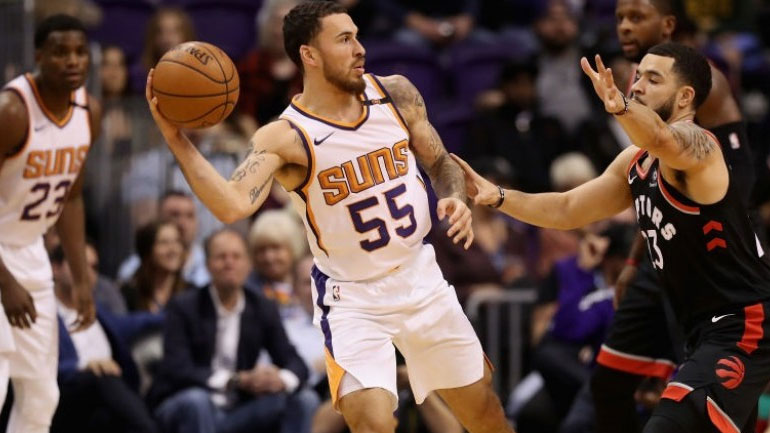 Μπάσκετ: Συνεχίζει στους Πέλικανς ο Μάικ Τζέιμς