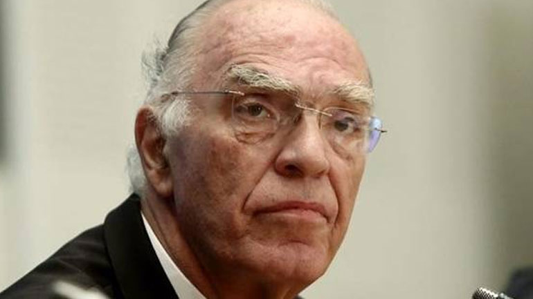 «Ο Πρόεδρος της Δημοκρατίας να μην υπογράψει και να παραιτηθεί αν δοθεί το όνομα “Μακεδονία”»