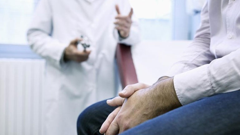 Ποια είναι η νόσος που προκαλεί κάμψη του πέους;