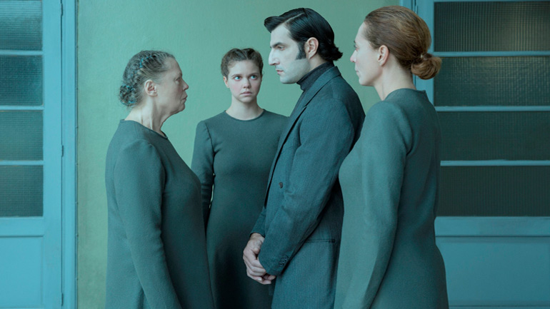 «Αμφιβολία» στο Θέατρο Ροές