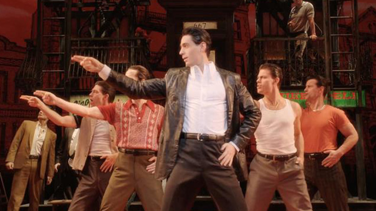 Βοήθεια στα θύματα της φωτιάς του Μπρονξ