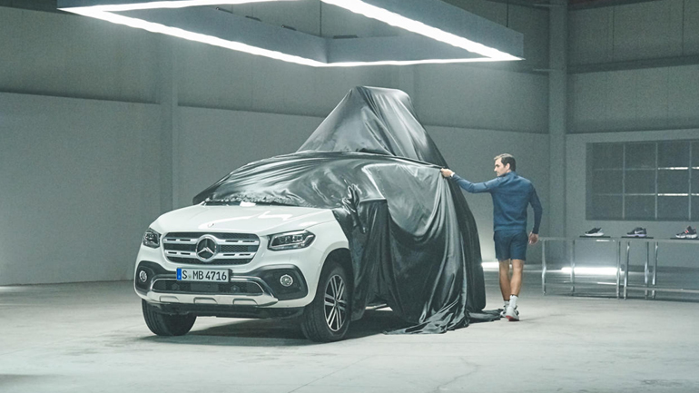 Ο Federer εξασκείται με την Mercedes X-Class