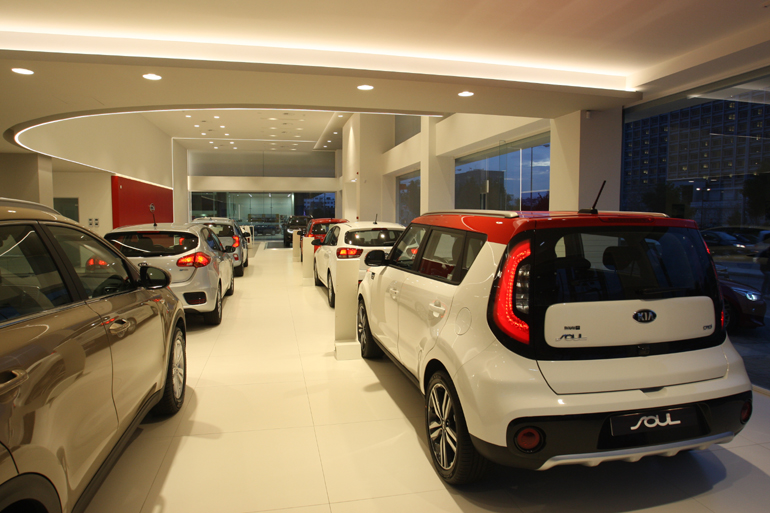 Εντυπωσιακή η νέα έκθεση KIA στο Χαλάνδρι
