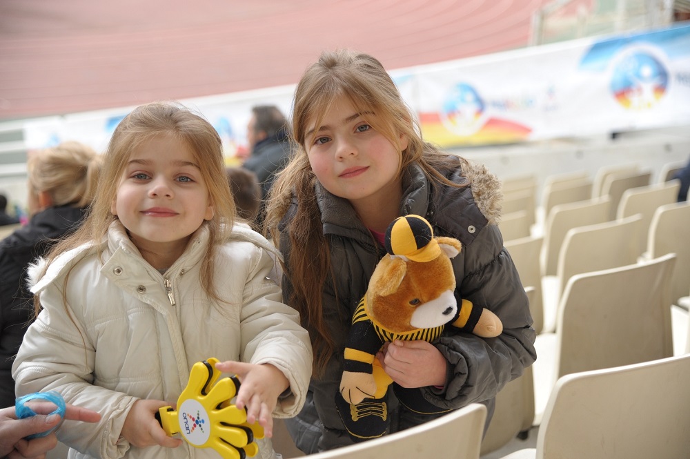Μικροί φίλαθλοι της ΠΑΕ ΑΕΚ στην παιδική «Κερkidα ΟΠΑΠ»