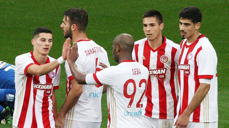 Θέλει νίκη με τη Λαμία για να επιστρέψει στην κορυφή ο Ολυμπιακός