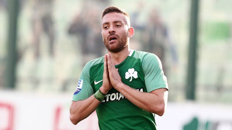 Ένα μήνα εκτός ο Μουνιέ