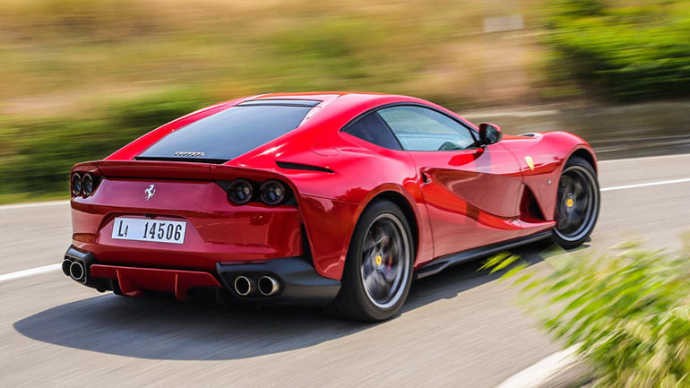 SUV και ηλεκτρικό supercar από τη Ferrari