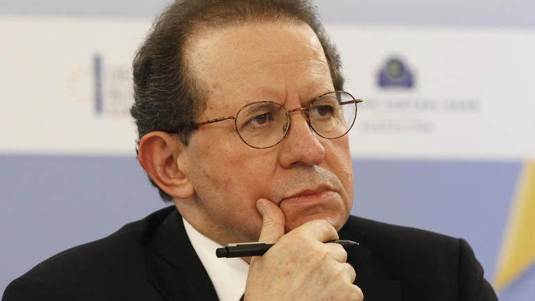 «Όχι» στον μετασχηματισμό του ESM λέει ο Κονστάνσιο