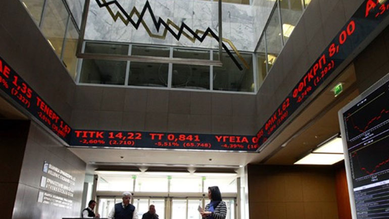 Ισχυρές πιέσεις στο Χρηματιστήριο Αθηνών