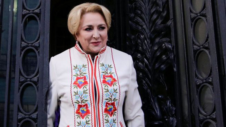 Ρουμανία: Ο πρόεδρος Κλάους Γιοχάνις διόρισε την ευρωβουλευτή Βιόριτσα Ντάντσιλα πρωθυπουργό της χώρας