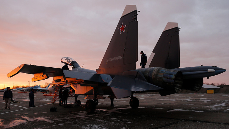 Ρωσία: Βαριά βομβαρδιστικά προσγειώθηκαν σε αυτοκινητόδρομο