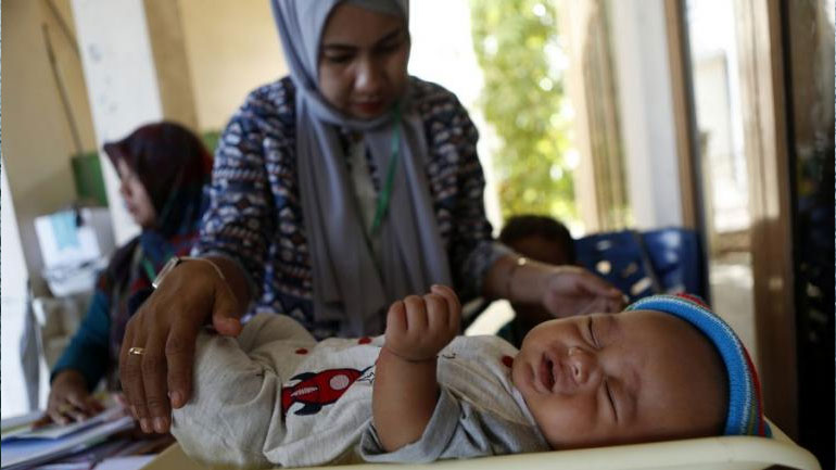 Ινδονησία: 61 βρέφη έχουν πεθάνει από υποσιτισμό και ιλαρά