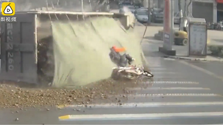 Αυτά δεν γίνονται ούτε σε ταινίες!