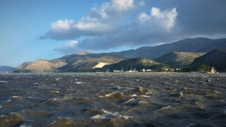 Απαγόρευση απόπλου από Ζάκυνθο και Κεφαλονιά