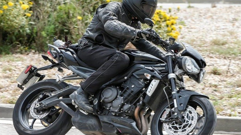 Triumph Speed Triple 2018: Κρυφή ανανέωση