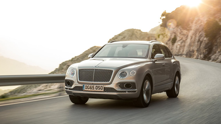 Η Bentayga οδεύει προς το θρυλικό Pikes Peak