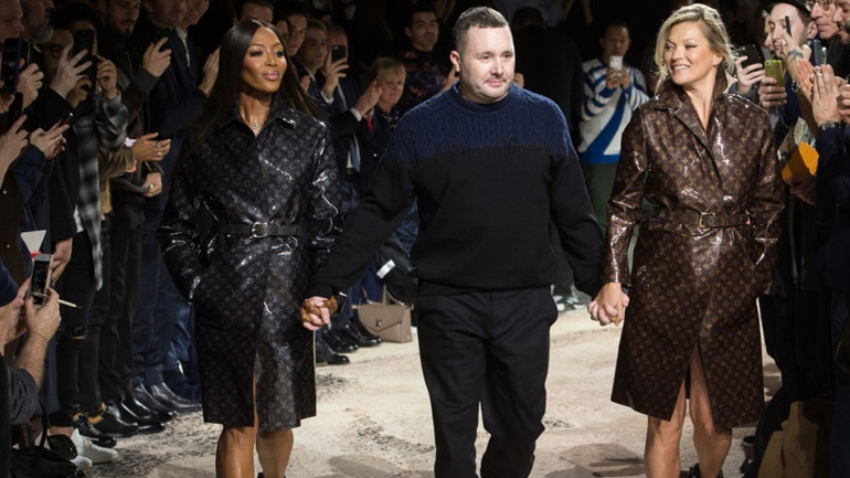 Naomi Campbell και Kate Moss στο τελευταίο fashion show του Kim Jones για τη Louis Vuitton