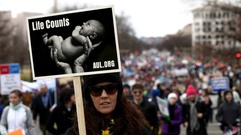 ΗΠΑ: Ο πρόεδρος Τραμπ θα απευθυνθεί στους συμμετέχοντες στην ετήσια πορεία κατά των αμβλώσεων