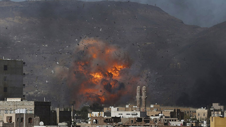 HRW: Η Σαουδική Αραβία παραβιάζει το διεθνές ανθρωπιστικό δίκαιο στην Υεμένη HRW: Η Σαουδική Αραβία παραβιάζει το διεθνές ανθρωπιστικό δίκαιο στην Υεμένη