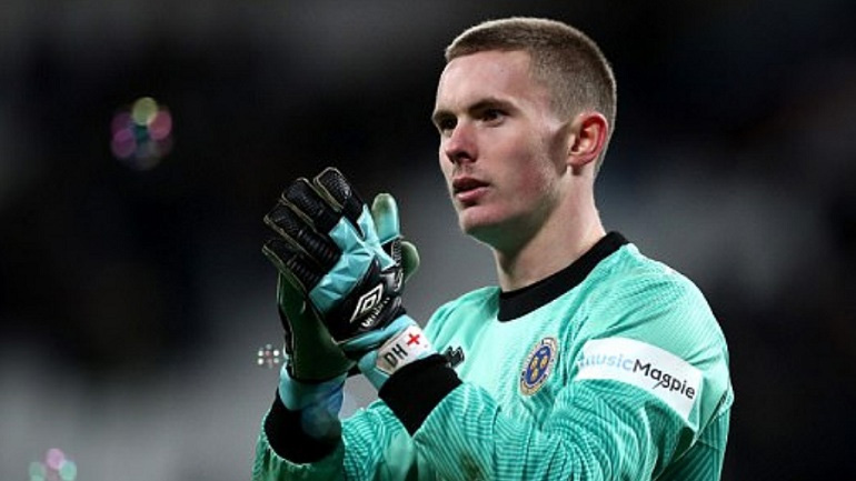 Συνδέουν τον Χέντερσον με τον Ολυμπιακό