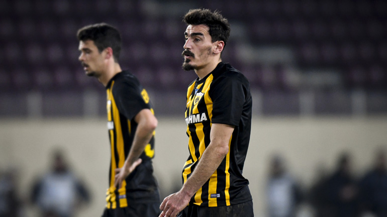 «Κόλλησε» η ΑΕΚ, 0-0 με τη Λάρισα