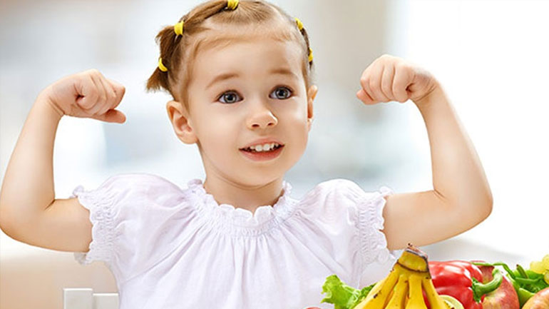 Αυτές είναι οι τροφές που προστατεύουν τα παιδιά από ιώσεις