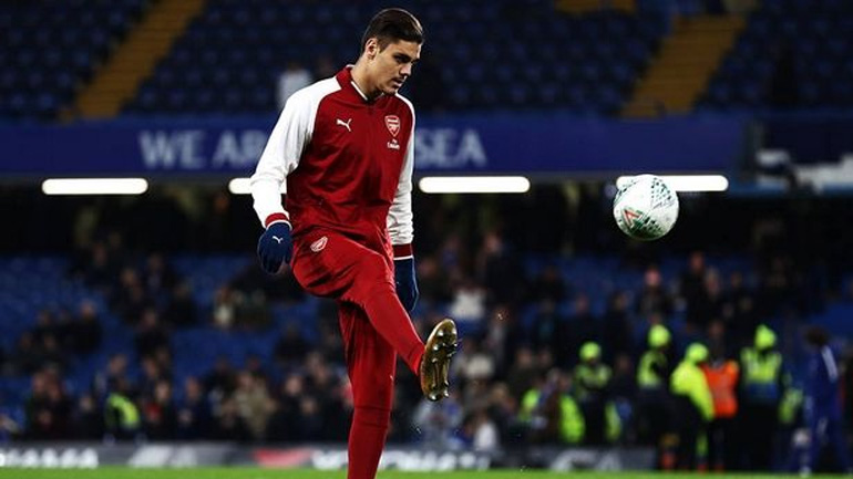 Προπονήσεις στο πλευρό του Μερτεζάκερ ξεκινά ο Μαυροπάνος