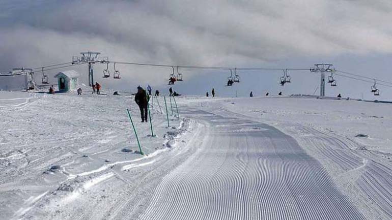 Θεσσαλονίκη: Απαραίτητες οι αντιολισθητικές αλυσίδες προς το χιονοδρομικο κέντρο Βόρας