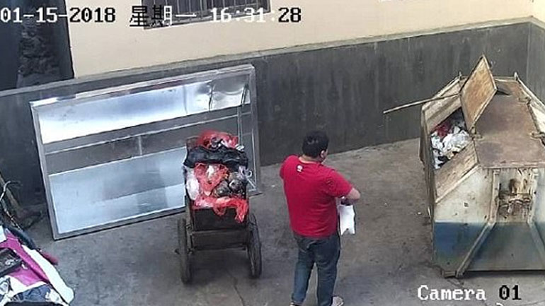 Κίνα: Πατέρας πέταξε τη νεογέννητη κόρη του στα σκουπίδια