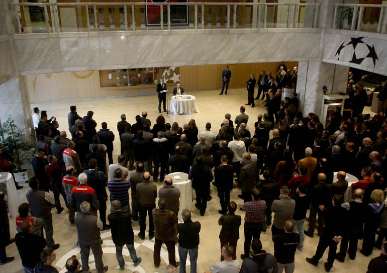 Όλη η ομάδα της Nissan Νικ. Ι. Θεοχαράκης έδωσε το παρών στο κόψιμ της πρωτοχρονιάτικης πίτας