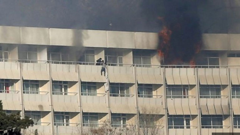 Αφγανιστάν: Οι Αρχές ζητούν απαντήσεις για την πολύνεκρη επίθεση στο ξενοδοχείο Intercontinental