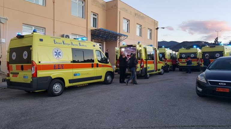 Πάτρα: Πέντε ασθενοφόρα δώρισε το ίδρυμα «Σταύρος Νιάρχος» στο ΕΚΑΒ