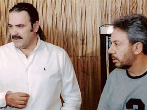 Mε τον αείμνηστο Αντώνη Βαρδή που εκτός από αδελφικοί φίλοι ήταν επί σειρά ετών συνεργάτες