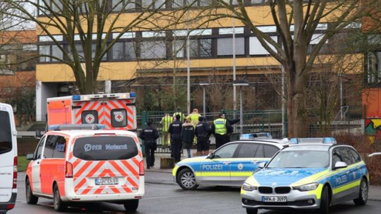 Γερμανία: Δολοφονία 14χρονου από συμμαθητή του σε σχολείο Γερμανία: Δολοφονία 14χρονου από συμμαθητή του σε σχολείο