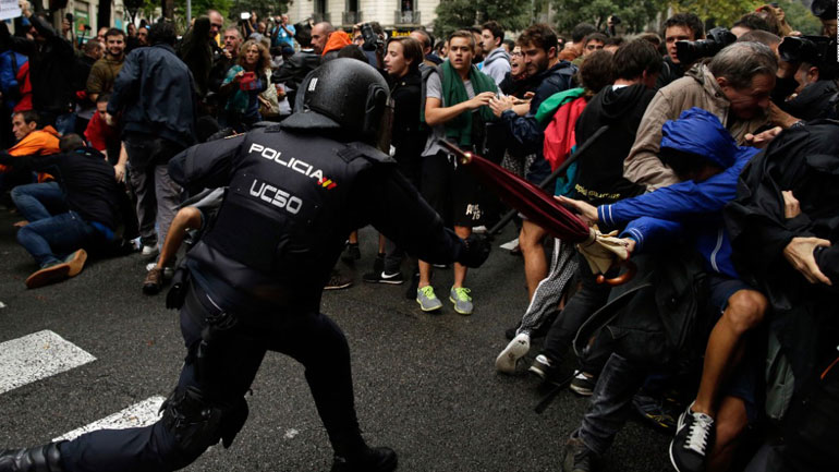 Ζήτημα παραβίασης του κράτους δικαίου στην Ισπανία θέτουν στην Κομισιόν 188 προσωπικότητες