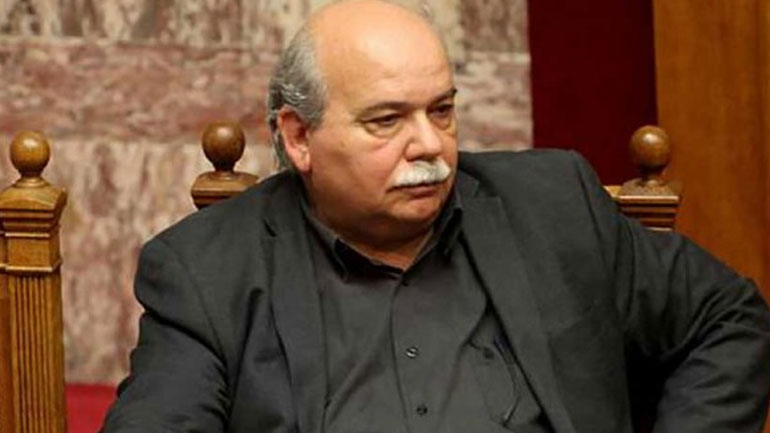 «Γύρω από το ζήτημα της ονομασίας της FYROM θα αναδιαμορφωθεί το πολιτικό σύστημα»