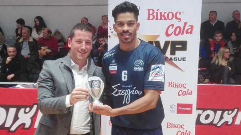 Volley League: O Σοάρες Ιγκόρ ντε Σόουζα βραβεύτηκε MVP Βίκος Cola