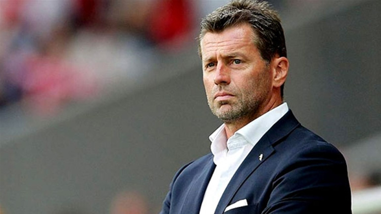 Σκίμπε: «Άνοδος και πρόκριση»