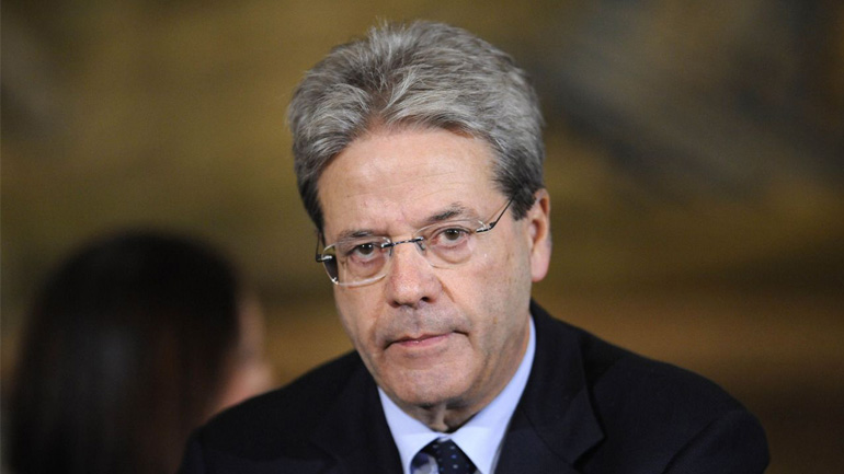 Τζεντιλόνι: «Δεν ενδιαφέρομαι για πολιτική συμμαχία με τον Σίλβιο Μπερλουσκόνι»