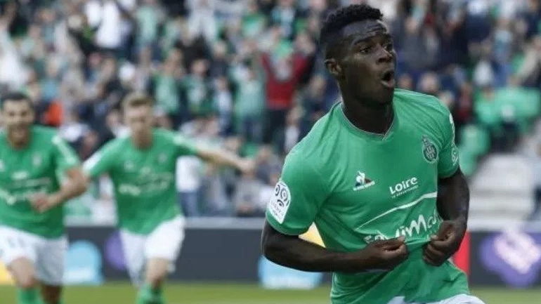 Παραμένει στο στόχαστρο του Ολυμπιακού ο Μπάμπα