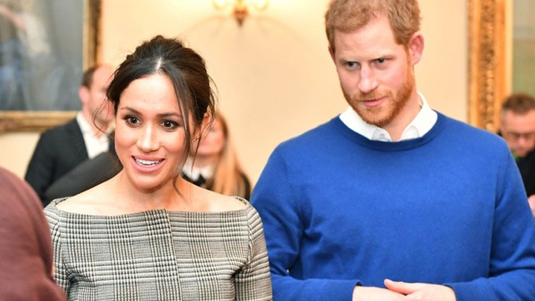 Το blazer της Meghan Markle που έγινε sold out σε μία μόλις ημέρα!