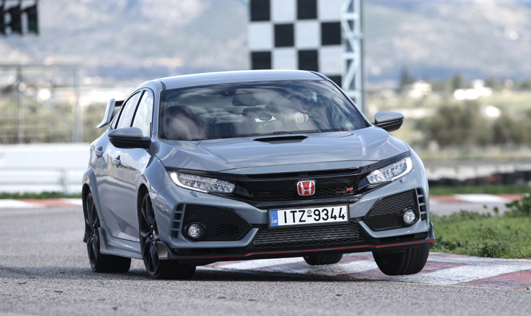 Το Honda Civic Type R πετάει...