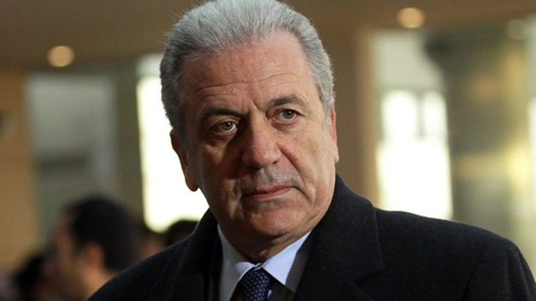 «Είναι απαράδεκτο κάποιες χώρες να μη δέχονται πρόσφυγες»