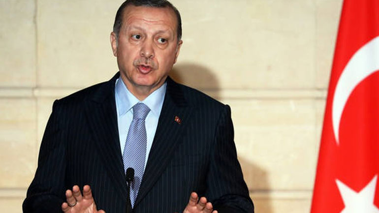Ο Ερντογάν διαμηνύει πως θα συνεχιστούν οι επιχειρήσεις της Άγκυρας κατά των Κούρδων