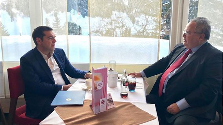 Πρωινός καφές στο Νταβός