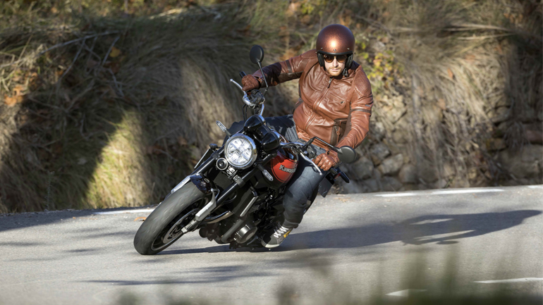 Kawasaki Z900RS: Πότε έρχεται, πόσο κάνει;